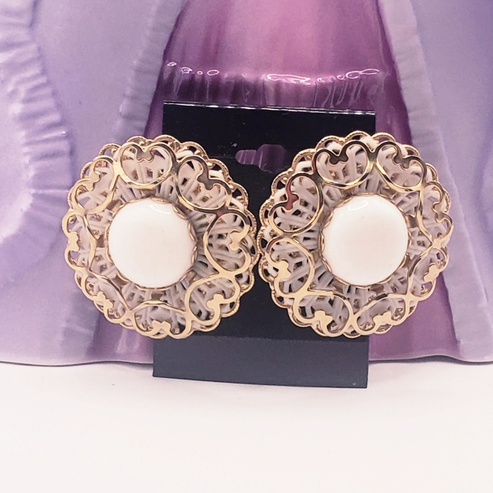 Elegant White And Gold Heart Filigree Clip Earrings